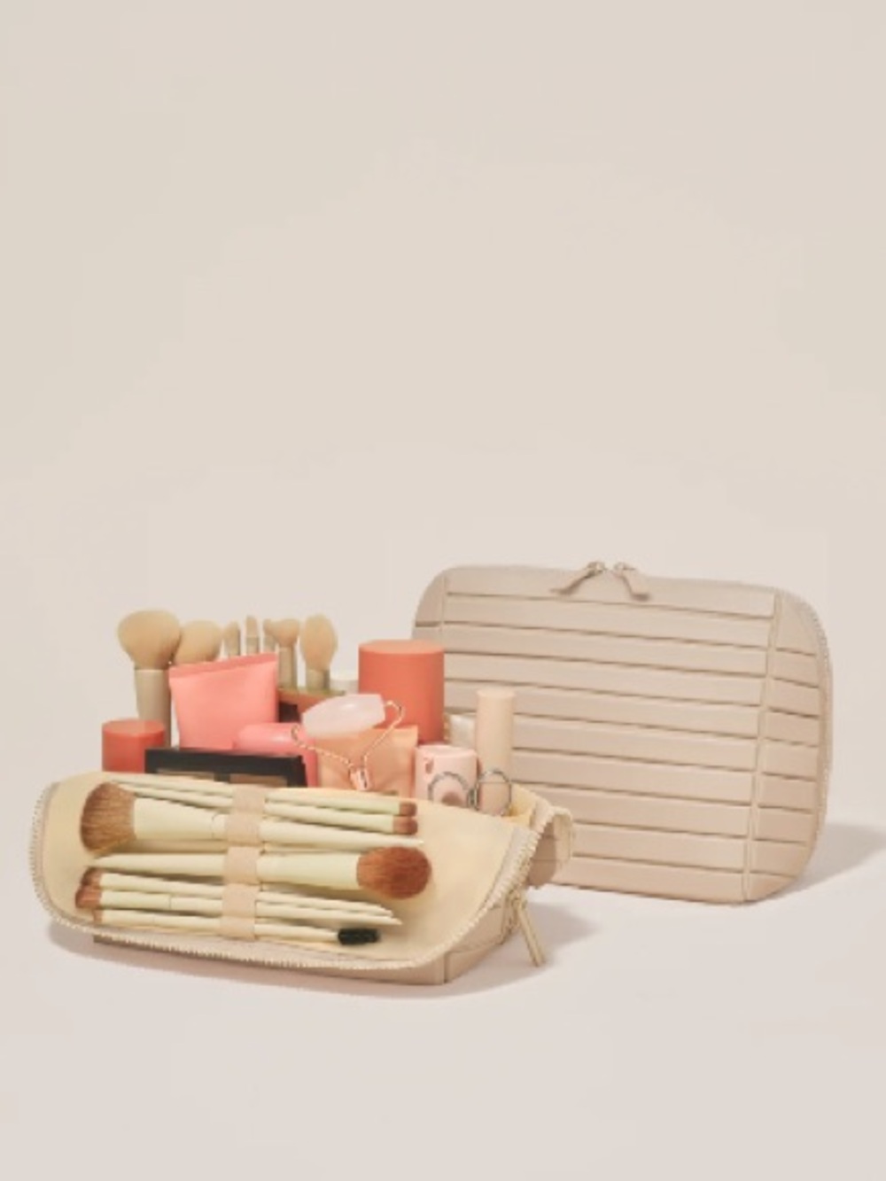 Beige Makeup Brush and Cosmetic Travel Case Set - Neutral